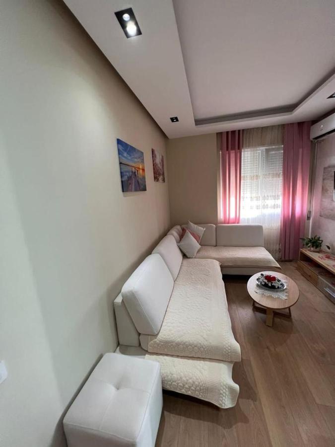 Soleil Apartment With Sunbed & Umbrella Vlorë エクステリア 写真