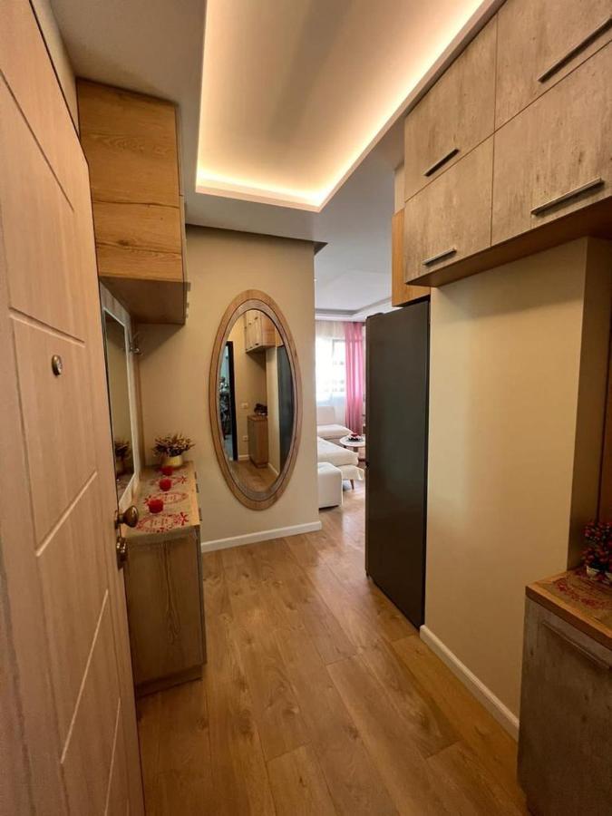 Soleil Apartment With Sunbed & Umbrella Vlorë エクステリア 写真