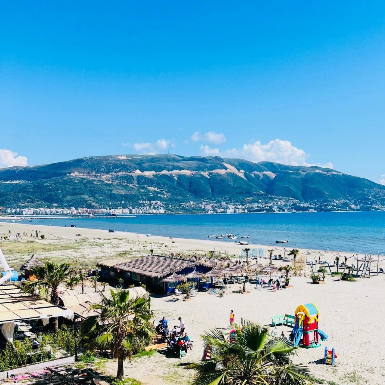 Soleil Apartment With Sunbed & Umbrella Vlorë エクステリア 写真
