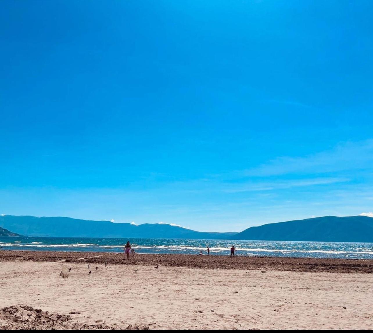 Soleil Apartment With Sunbed & Umbrella Vlorë エクステリア 写真
